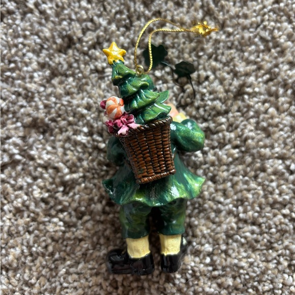 Pipka | Irish Santa Handcrafted Father Christmas Figurine Mini Collection Flute - Picture 2 of 3